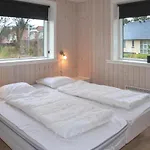 بيت للعطل Three-bedroom In