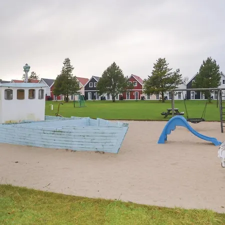 Three-bedroom In Blåvand