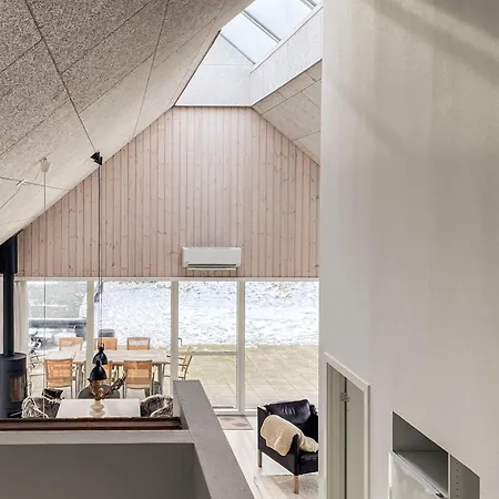 Three-bedroom In Blåvand