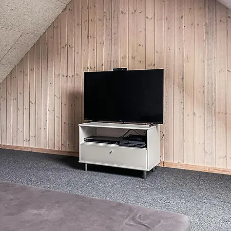 Three-bedroom In Hébergement de vacances Blåvand