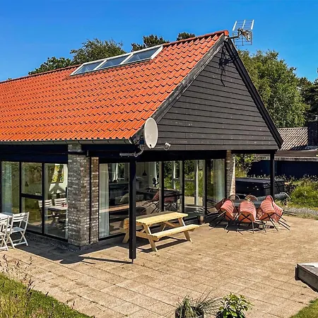 Pet Friendly In With Sauna Blåvand